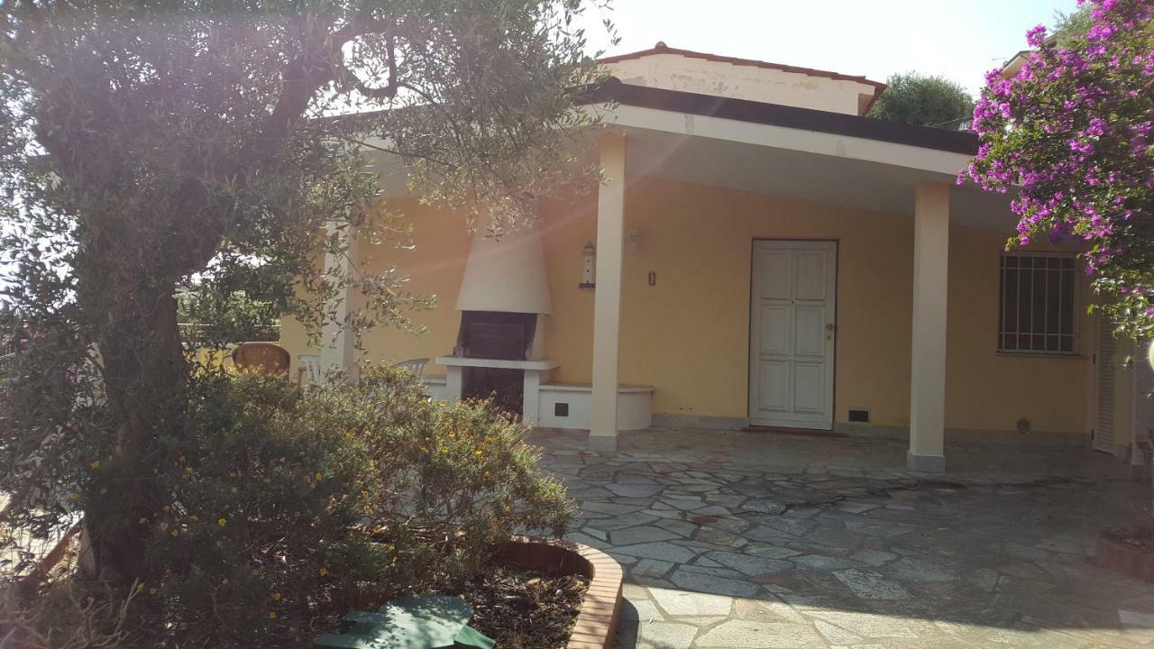Villa Jone 迪亚诺马里纳 外观 照片